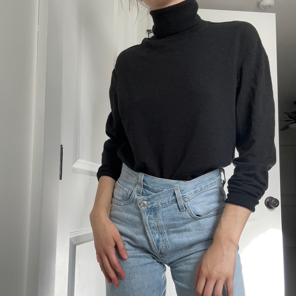 COS Merino Wool Black Lightweight Turtleneck, XS